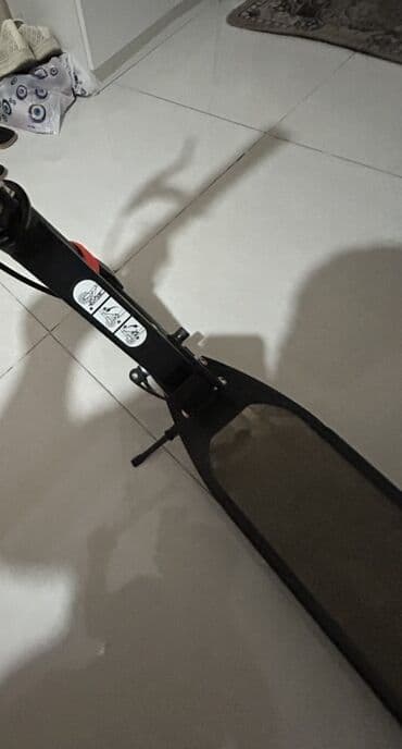 qaçış aparatı 2ci el: Şəhərdaxili rahat hərəkət üçün böyük təkərli şosse skuter — 3