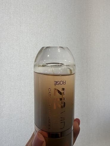 Carolina Herrera 212 VIP Rosé EDP (Original) Original etirdir. Qaliq — 4