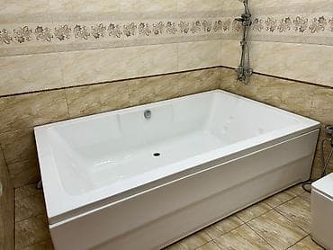 210×130 Künc yerləşdirməyə uyğun, düzbucaqlı akril vanna - Geniş və