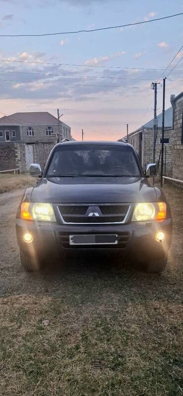 Mitsubishi Pajero: 3 l | 2006 il 229000 km Ofrouder/SUV