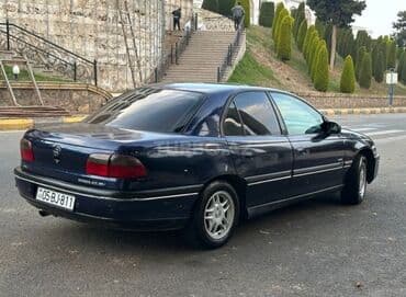avtomobil nissan mikra: Opel Omega: 2 l | 1998 il 350000 km Sedan — 3