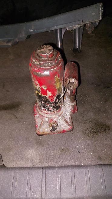 Hidravlik “bottle jack” tipli domkrat - Kompakt silindrik