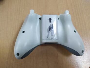 джойстик компьютерный: Продаю оригинальные новые джойстики XBOX 360 взятые с коробки — 3