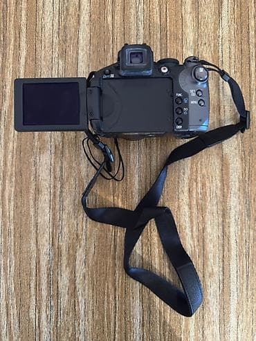 Canon fotoaparat. Heç bir problemi yoxdur. Duracell batarya ilə — 3