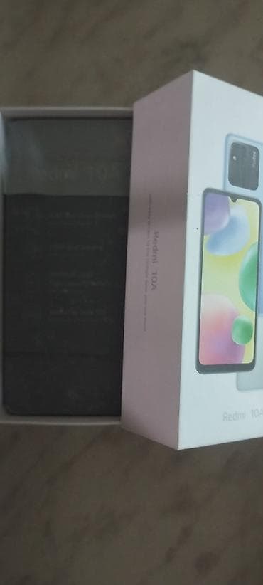 Elektronika: Redmi 10A 4/128 GB. Telefon işlək vəziyyətdədir. Ekranda çat var, arxa — 1