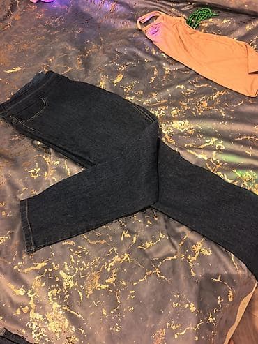 cins pencək: Tünd mavi rəngli klassik cins şalvar - Kəsim: düz boru/sadə klassik — 2