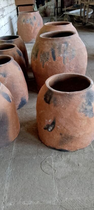 ayran aparatı satılır: Ənənəvi gil küplər – iri həcmli saxlama qabları. salam — 10