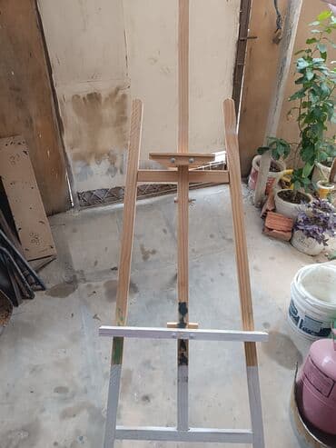 xonça şəkli çəkmək: Rəsim. Cəkmək ücün. Tutacaq. 
Unvan yeni Yasamal — 1