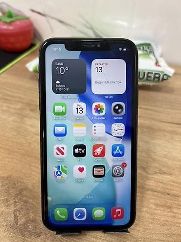 samsung galaxy a100: IPhone 11, 64 GB, Qara, Face ID — 1