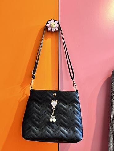 Сумки: Qara çiyin çantası - Material: quilted naxışlı süni dəri - Rəng — 2