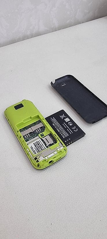 samsung galaxy cdma: KGTel B310 düyməli telefon Xüsusiyyətlər: - İki SIM dəstəyi (ekranda — 5