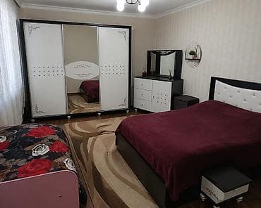 Yataq otağı dəsti 550azn. əla vəziyyətdədir.böyük dolab,taxt,iki