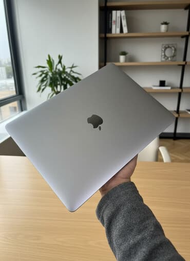 Masaüstü kompüterlər və iş stansiyaları: Apple MacBook Pro, 13" (Space Gray) - Ekran: 13 düym Retina - Korpus — 1