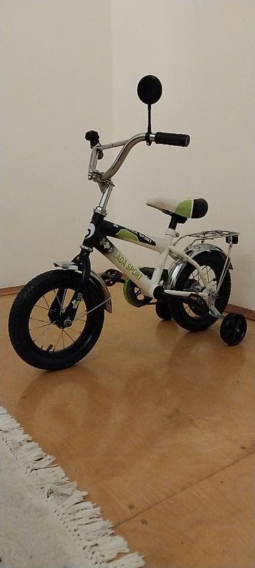 Velosiped 12 ölçüdür. Demək olar ki işlənməyib. Yeni kimidir. Tam — 1