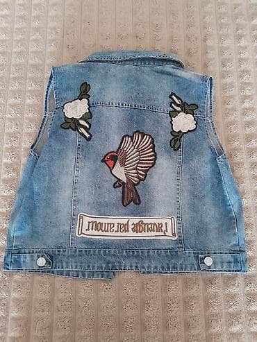 Cins jilet – arxa hissəsi aplikasiyalı - Material: mavi denim (cins)