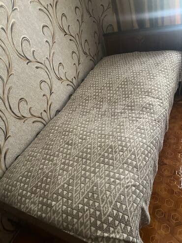 rumin: İşlənmiş, Təknəfərlik çarpayı, Bazasız, Matrassız, Siyirməsiz, Rumıniya — 2