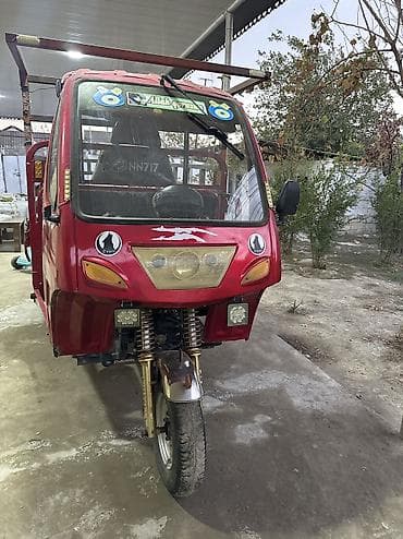 iwlenmiw tekerlerin satisi: Yükdaşıma üçün üçtəkərli motoqoşqu (kabinli) - Rəng: qırmızı, kabinli — 1