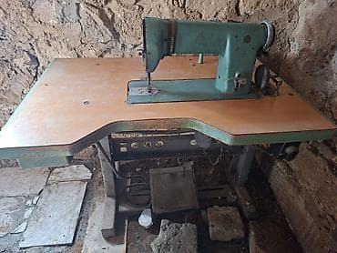 carx: Sənaye tipli tikiş maşını və stol komplekti - Geniş iş masası ilə — 2