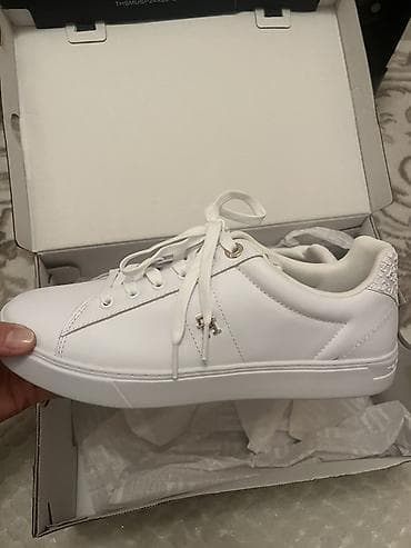 krasovkalar qadin ucun: Ölçü: 40, rəng - Ağ, Yeni — 2