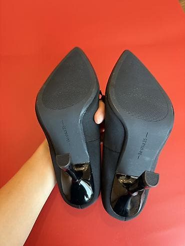 Tuflilər: Tuflilər, Bershka, Ölçü: 35, rəng - Qara, Yeni — 2