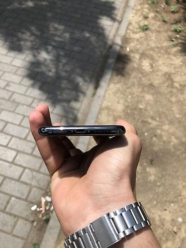 iphone 5 es: IPhone 11 Pro, Space Gray — 5