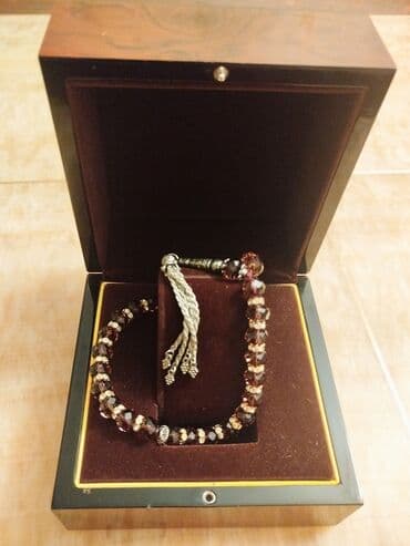 kehraba tesbeh: Səhifədə olan digər elanları görmək üçün İlahə adın üzərindən sıxın❗ — 4