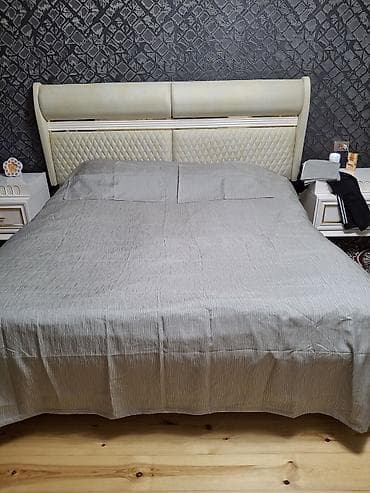 samovar aliram: Pakrıval+2 ədəd yastıq üzü( 50×70 ölçüdə) Türkiyədən alınıb,istifadə — 4