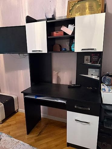 Ev üçün mebel: Yataq otağı mebel dəsti - Rəng: qara-ağ, parlaq fasadlarla - Dəst — 1