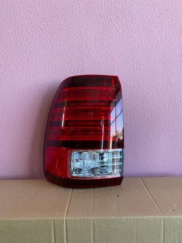 w210 krilo: Lexus — 1