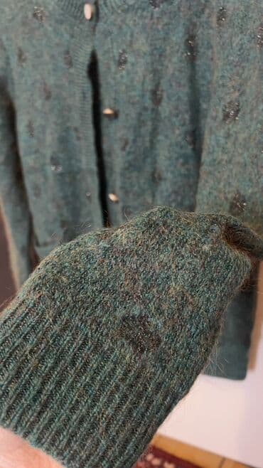 qadın jaketləri: Yumşaq toxumalı yaşıl kardiqan - Rəng: zoğalı-yaşıl tonlarda, tünd — 3