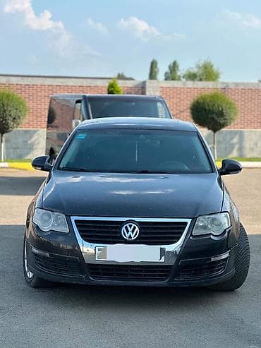 volkswagen 1986: Volkswagen Passat (B6) sedan - Kuzov: 4 qapılı sedan, qara rəng - — 1