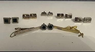 qapi ustu asmalar: Bu açar zənciri Bakının simvolu olan Alov Qüllələrinin miniatür — 6