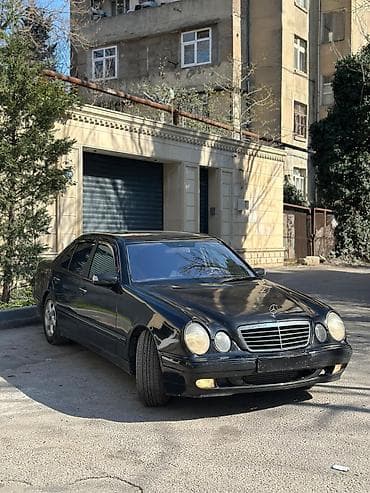 111 mətin: Mercedes-Benz E 270: 2.7 l | 2000 il Sedan — 1