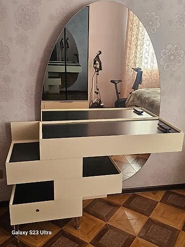 Termo satilir Ela veziyyetdedir baha Alinib. bahali matrealdandir