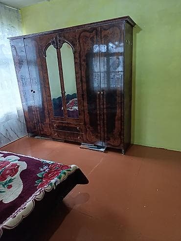 buzovnada kiraye evler ayliq: Kirayə ev mastagada. Hamam tualet həyətdədi.Evin yanına Koroğludan 197 — 4
