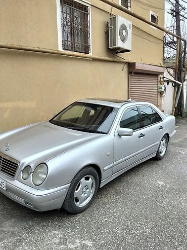 r15 5 bolt: Mercedes-Benz E-Class: 2.3 l | Sedan — 4