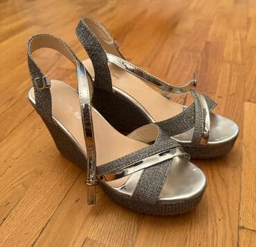 босоножки 27 размера: Размер: 40, цвет - Серебристый, Б/у — 1