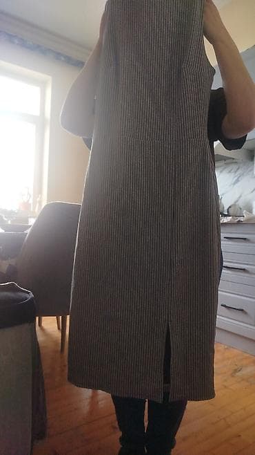 qizil desd: Qadın geyimləri dəsti - 1) Zərif axşam/gecə donu – toz-gül rəngində — 2