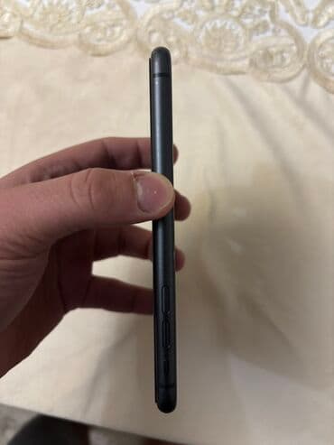telefon girovu: IPhone 11, 128 GB, Qara, Face ID — 6