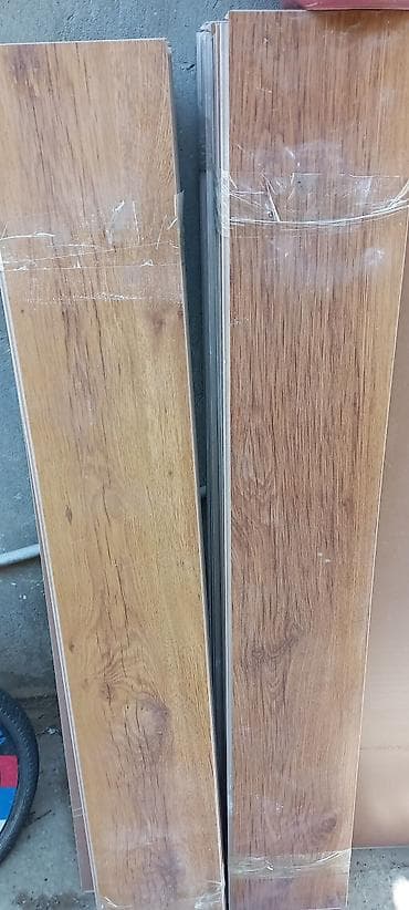 İşlənmiş Laminat, 8 mm, Sinif - 31, Taxta effektli, Ünvandan götürmə