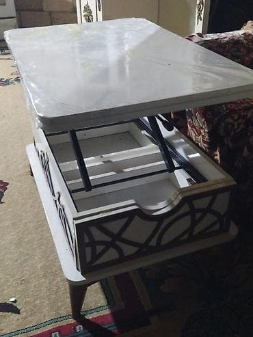 acilib yigilan stollar: Jurnal masası, İşlənmiş, Transformer, Mərmər, Dördbucaq masa — 4