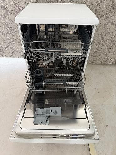 Аристоны: Посудомойка Ariston, Полногабаритная (60 см), Отдельностоящая, Б/у — 2