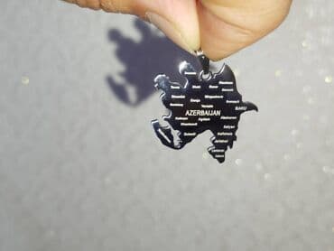 merkezi univermaq qizil: Kulon, 8 g — 2