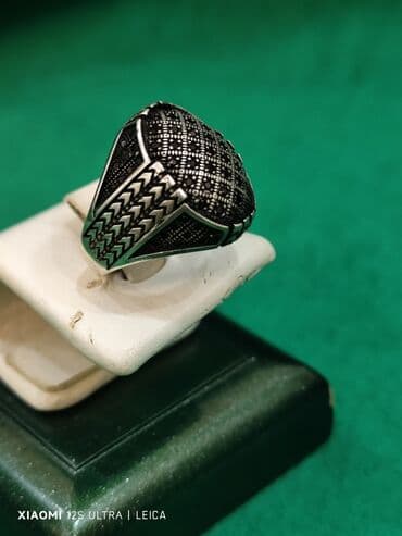 tek qas gumus uzukler: Üzük — 1