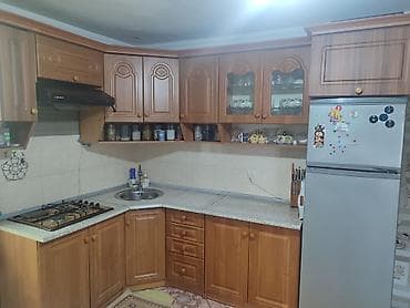 Mətbəx mebeli moyka daxil.250 azn.ölçü 2 mtr ünvan masazır Aynur
