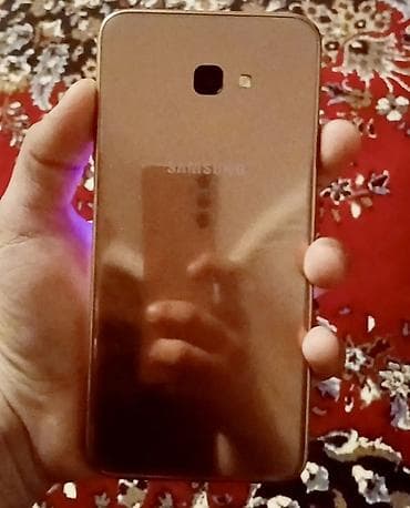 plasteşin 3: Samsung Galaxy J4 Plus, 16 GB, rəng - Qızılı, Düyməli, Barmaq izi, İki sim kartlı — 2