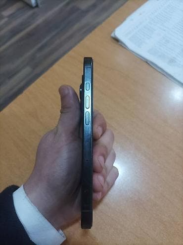 4s iphone: IPhone 16 Pro, 128 GB, Black Titanium, Barmaq izi, Sənədlərlə, Face ID — 1