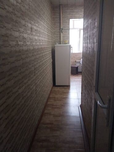 xocasəndə evlər: Nizami rayonu,Xalqlar metrosu,Siyaqut restoranına yaxın,9 — 10