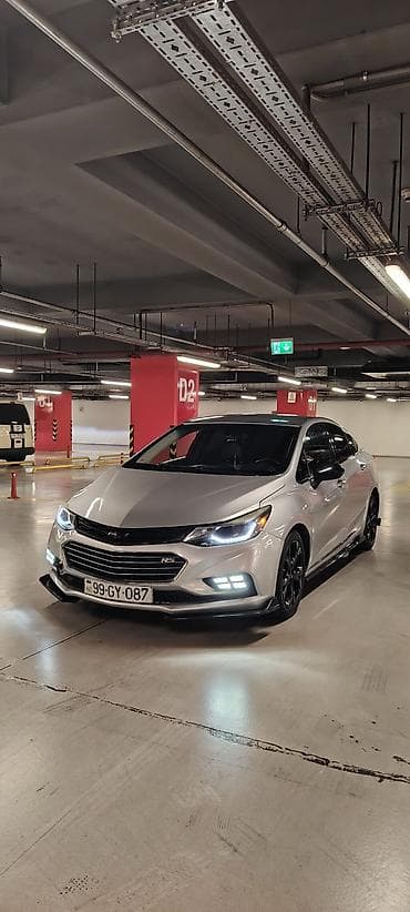 Chevrolet Cruze RS sedan - Korpus: gümüşü rəng, aerodinamik RS