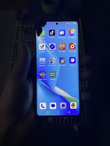 klarnet mikrofonu: Tecno Spark 10 Pro, 128 GB, rəng - Göy, Qırıq — 4